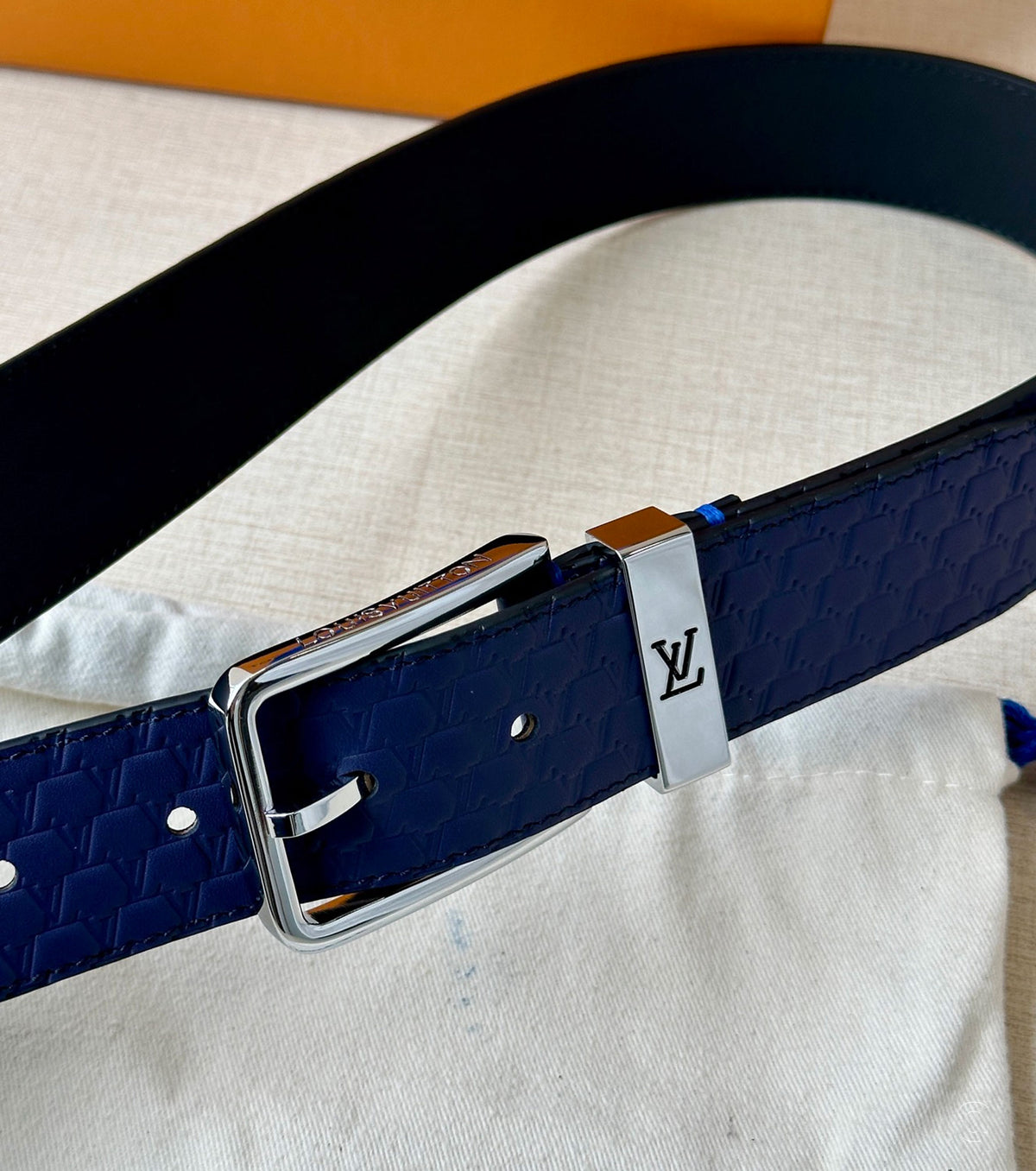 Pont Neuf Belt