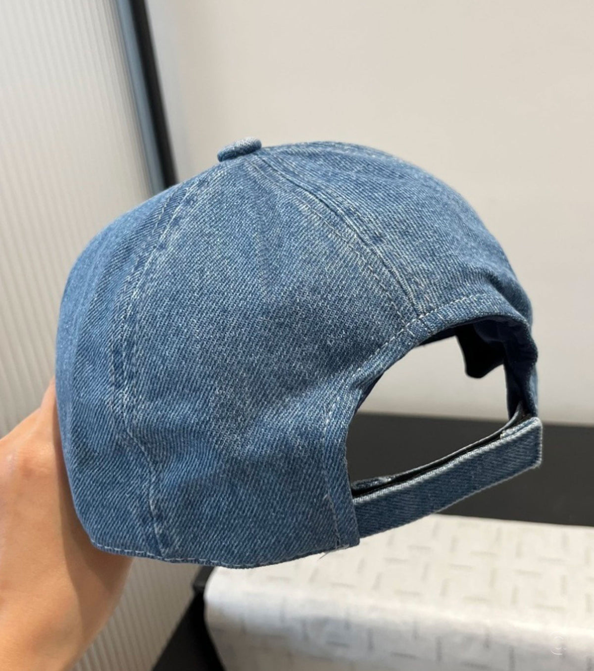 Дънкова бейзболна шапка