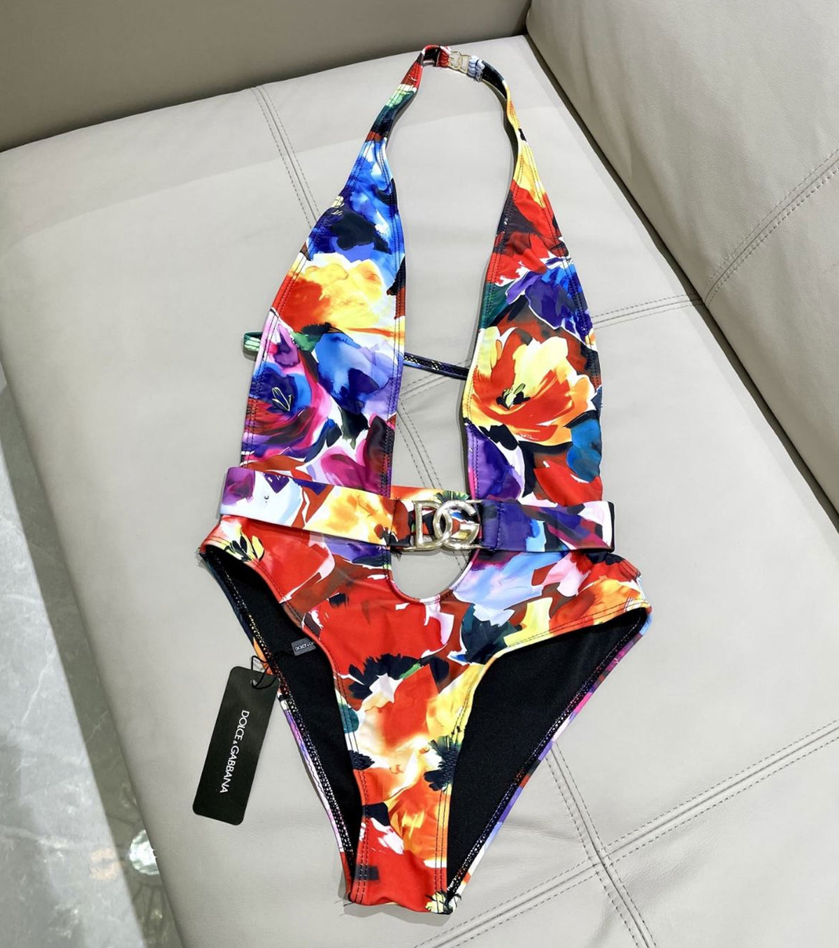 БАНСКИ КОСТЮМ