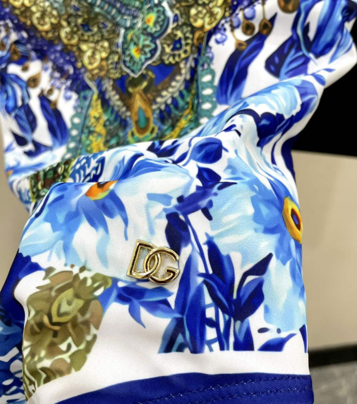 БАНСКИ КОСТЮМ