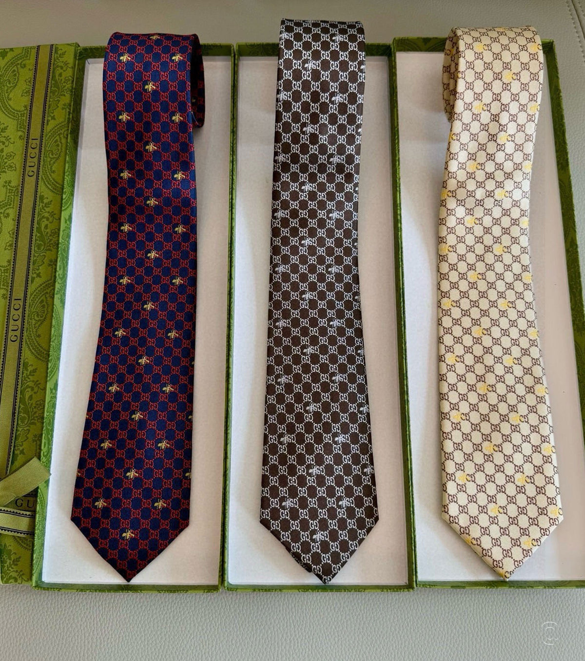 Вратовръзка BEE GOLD GG с монограм