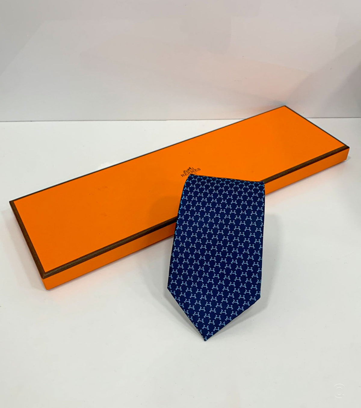 Вратовръзка Hilario