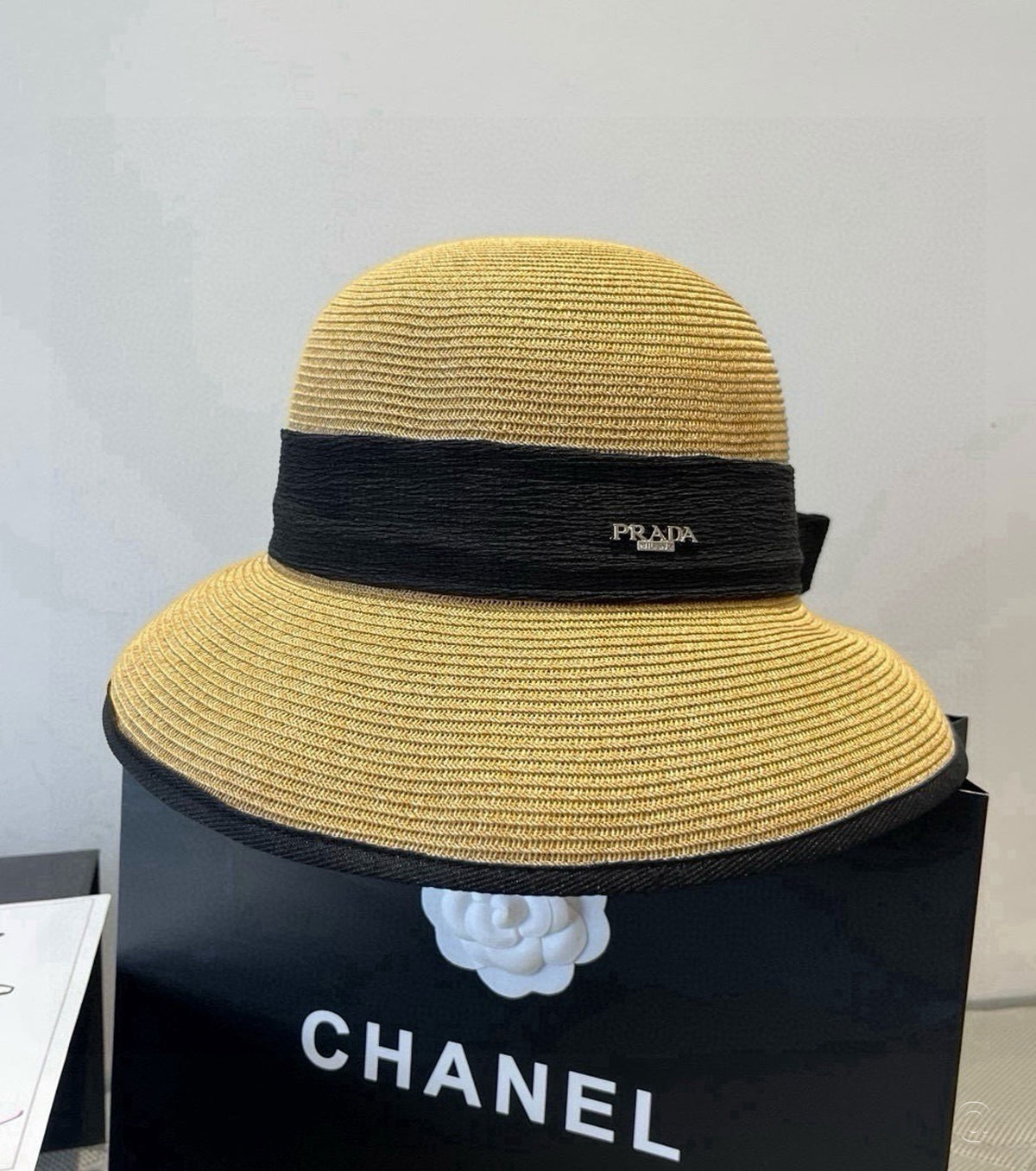 Сламена шапка