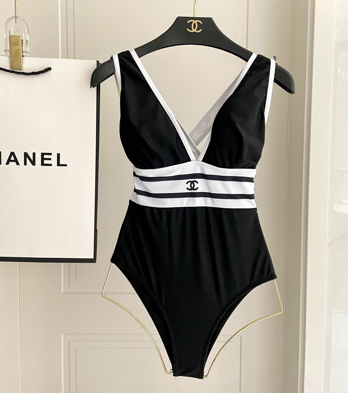 БАНСКИ КОСТЮМ