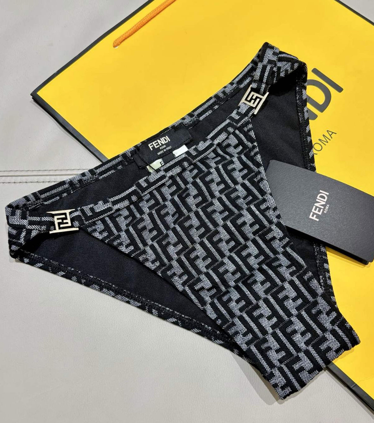 Бански от две части