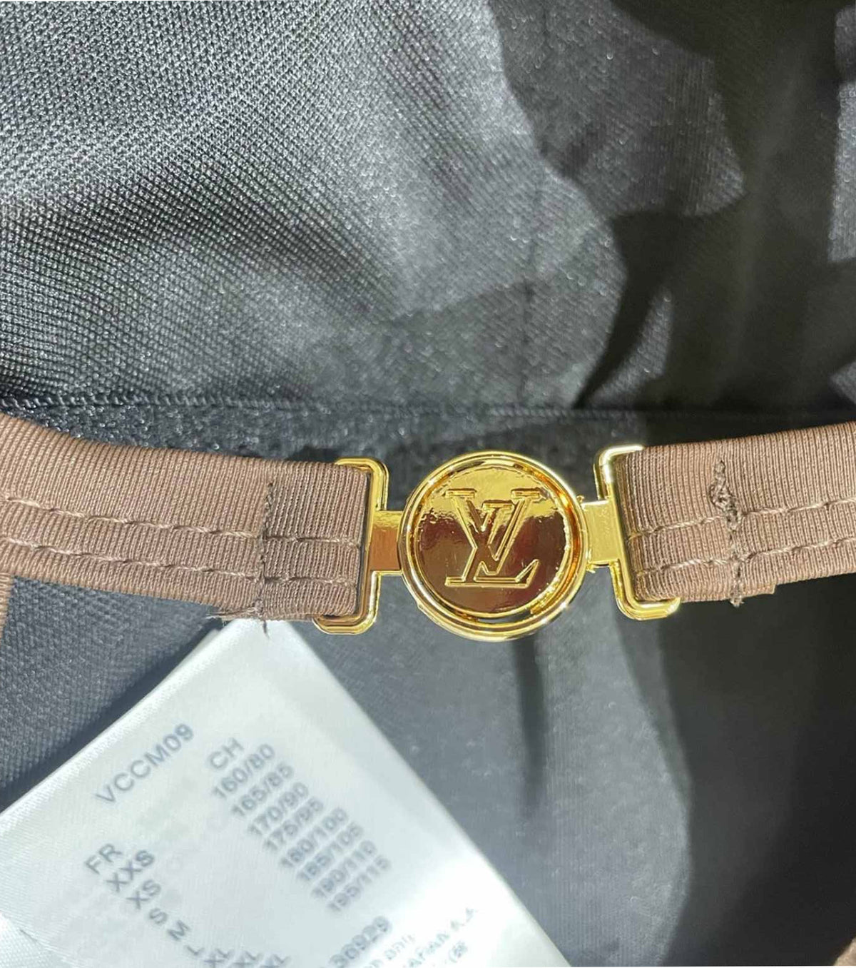 БАНСКИ КОСТЮМ