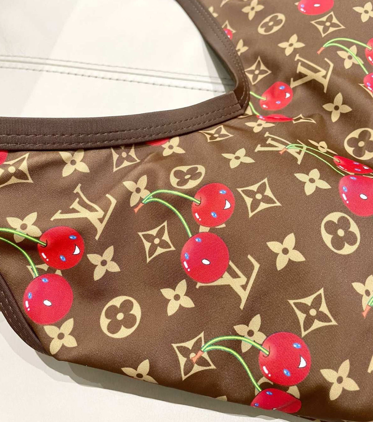 БАНСКИ КОСТЮМ