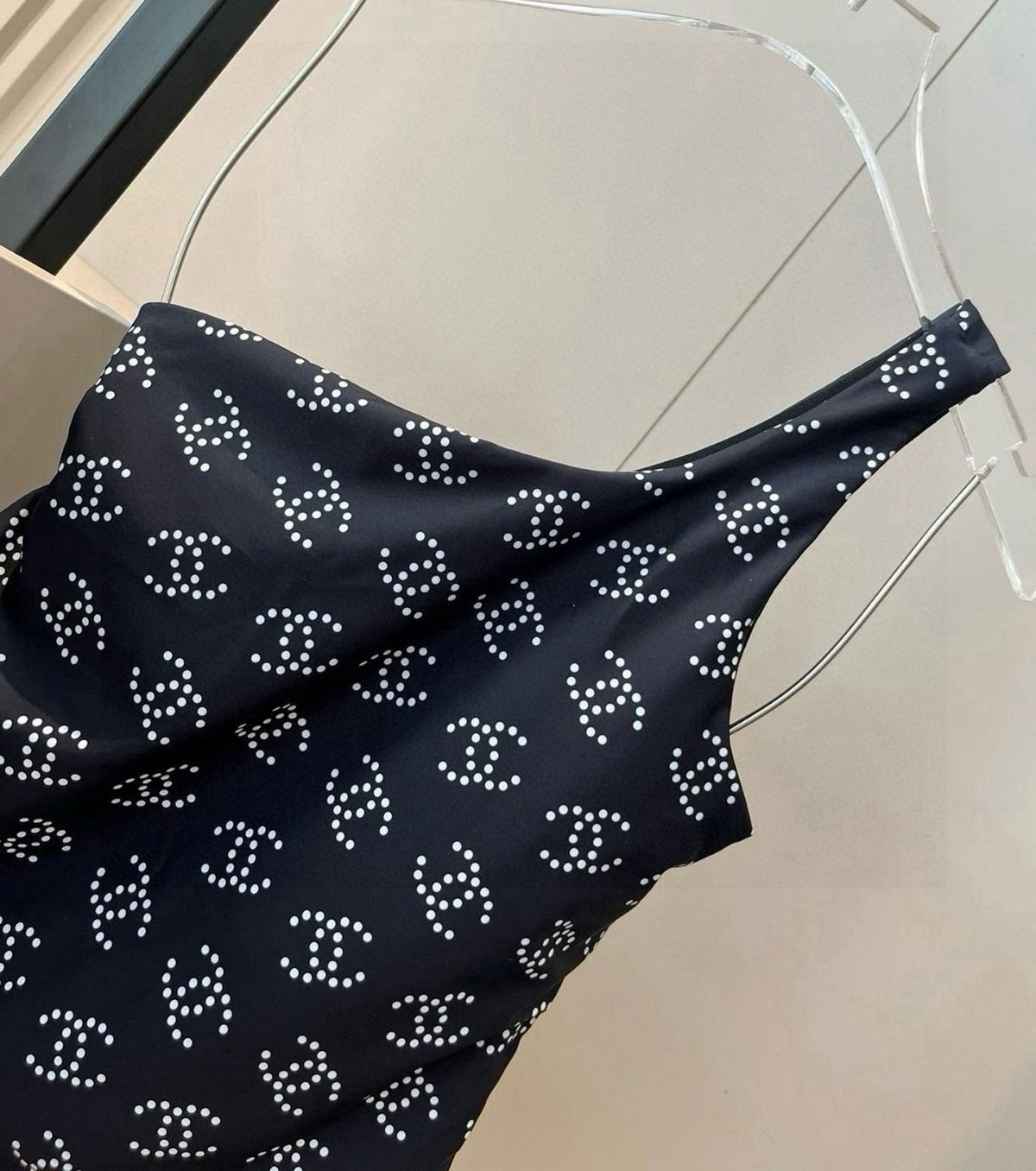 БАНСКИ КОСТЮМ