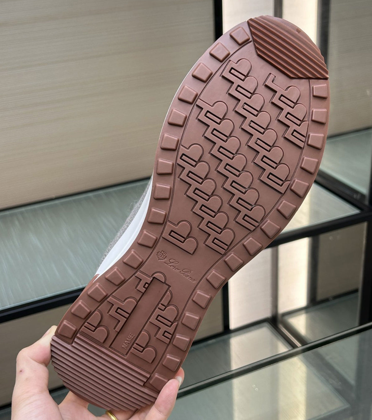 Кожени маратонки