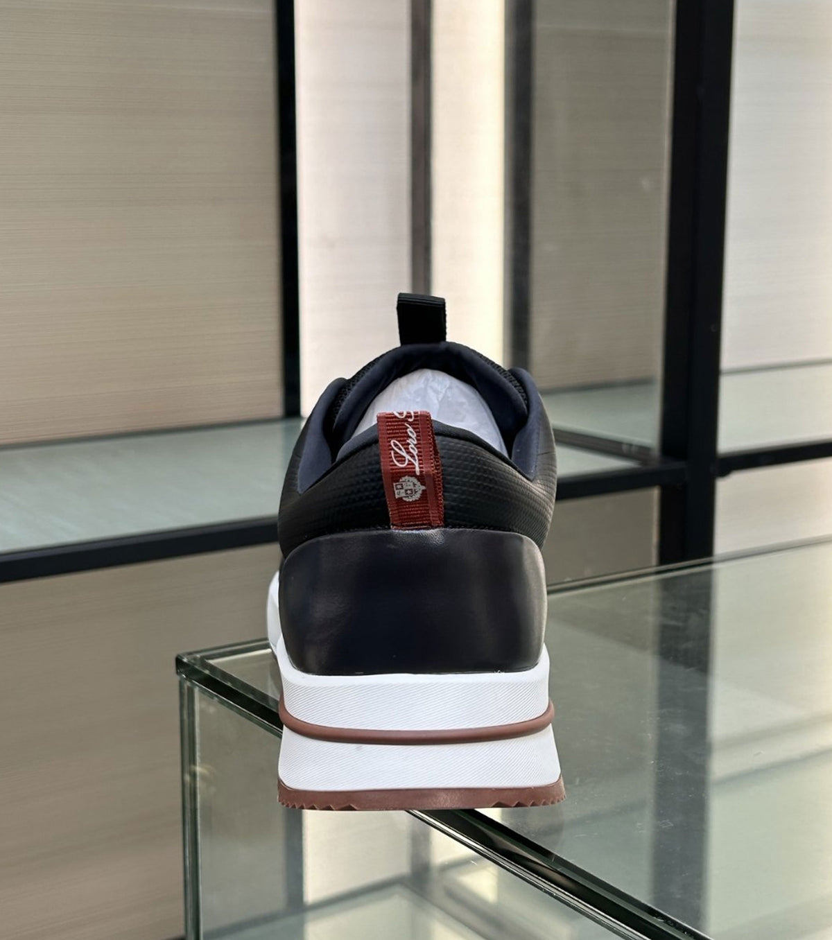 Кожени маратонки