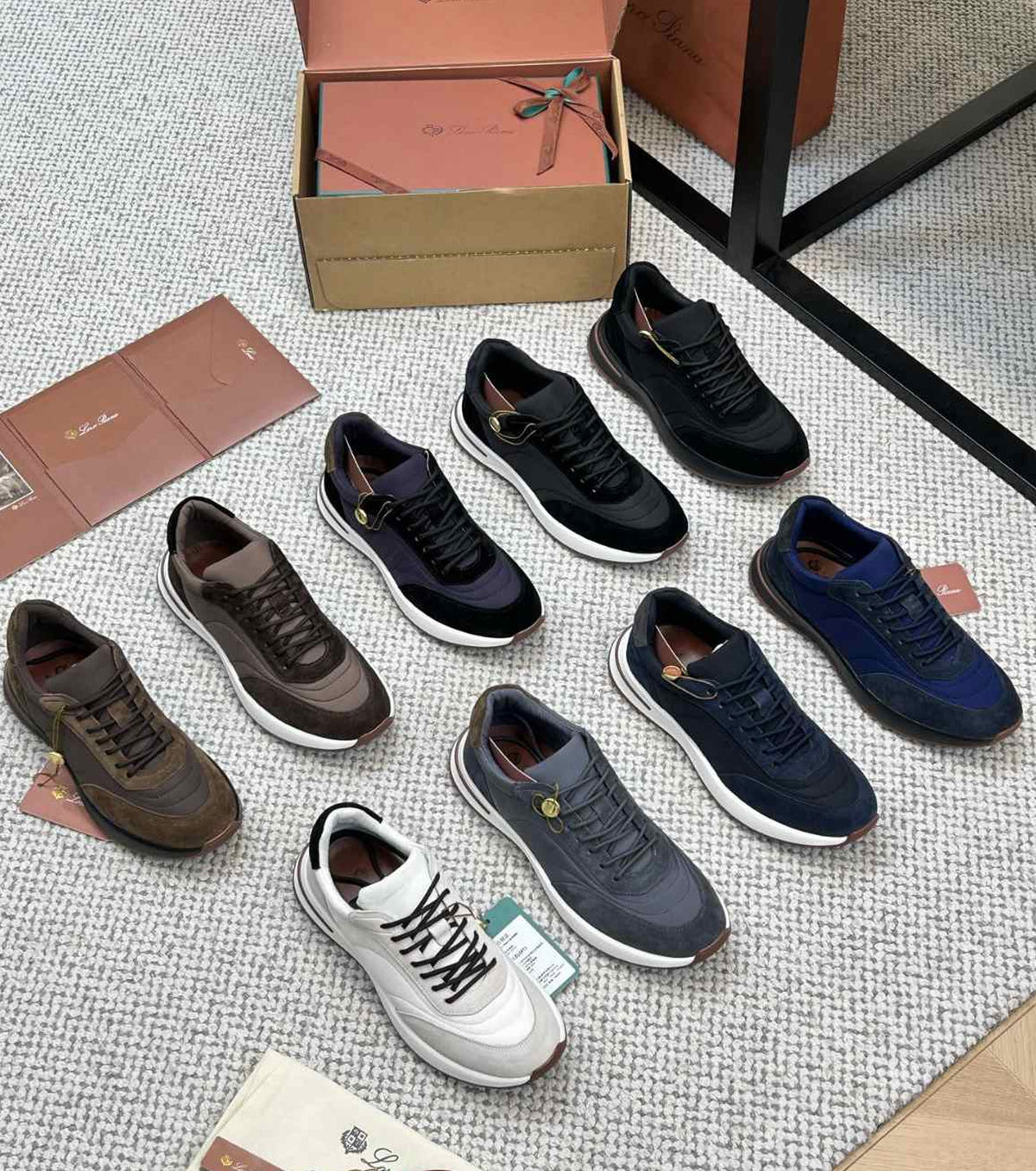 Велурени маратонки