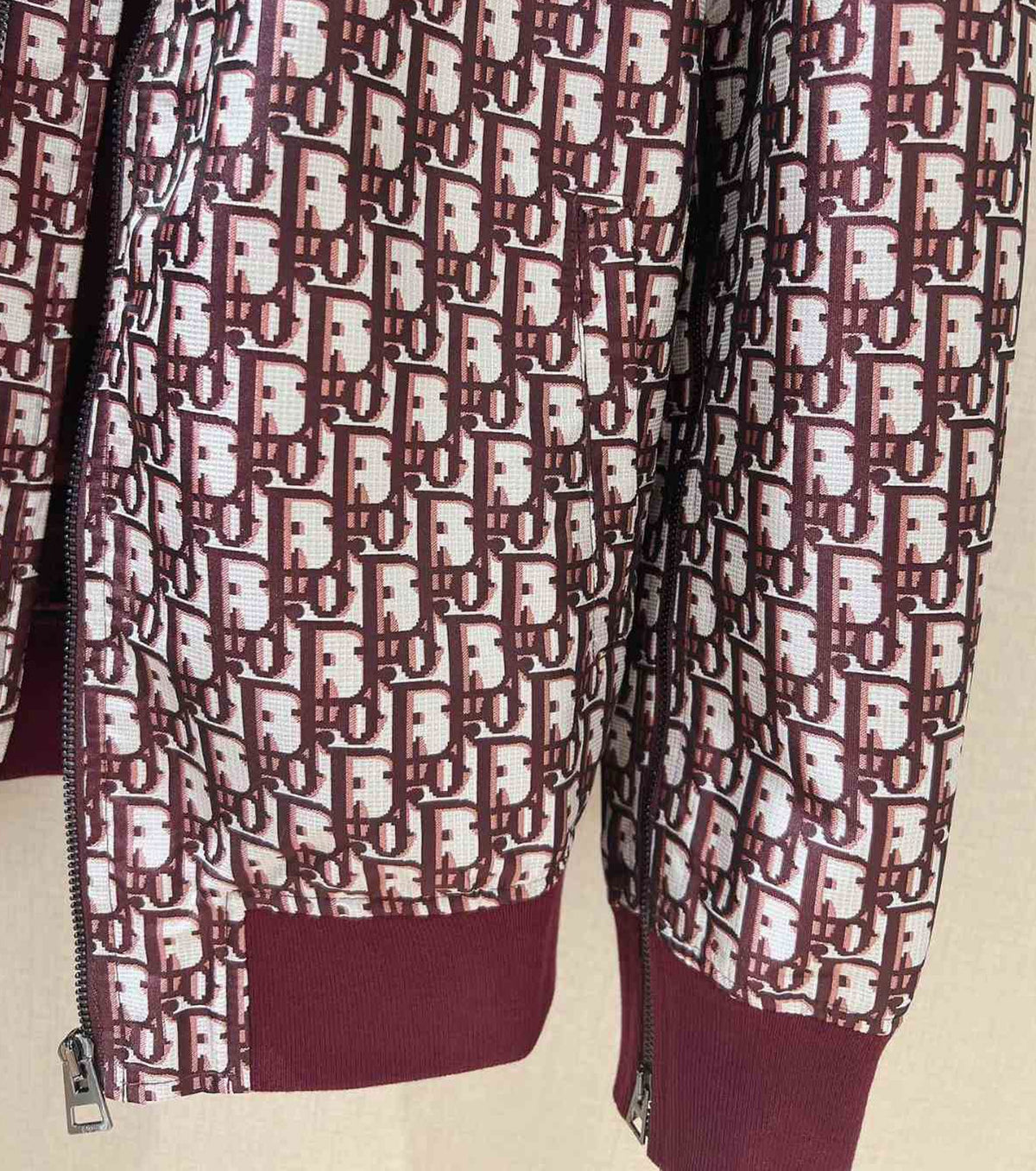 Дамско Преходно Яке