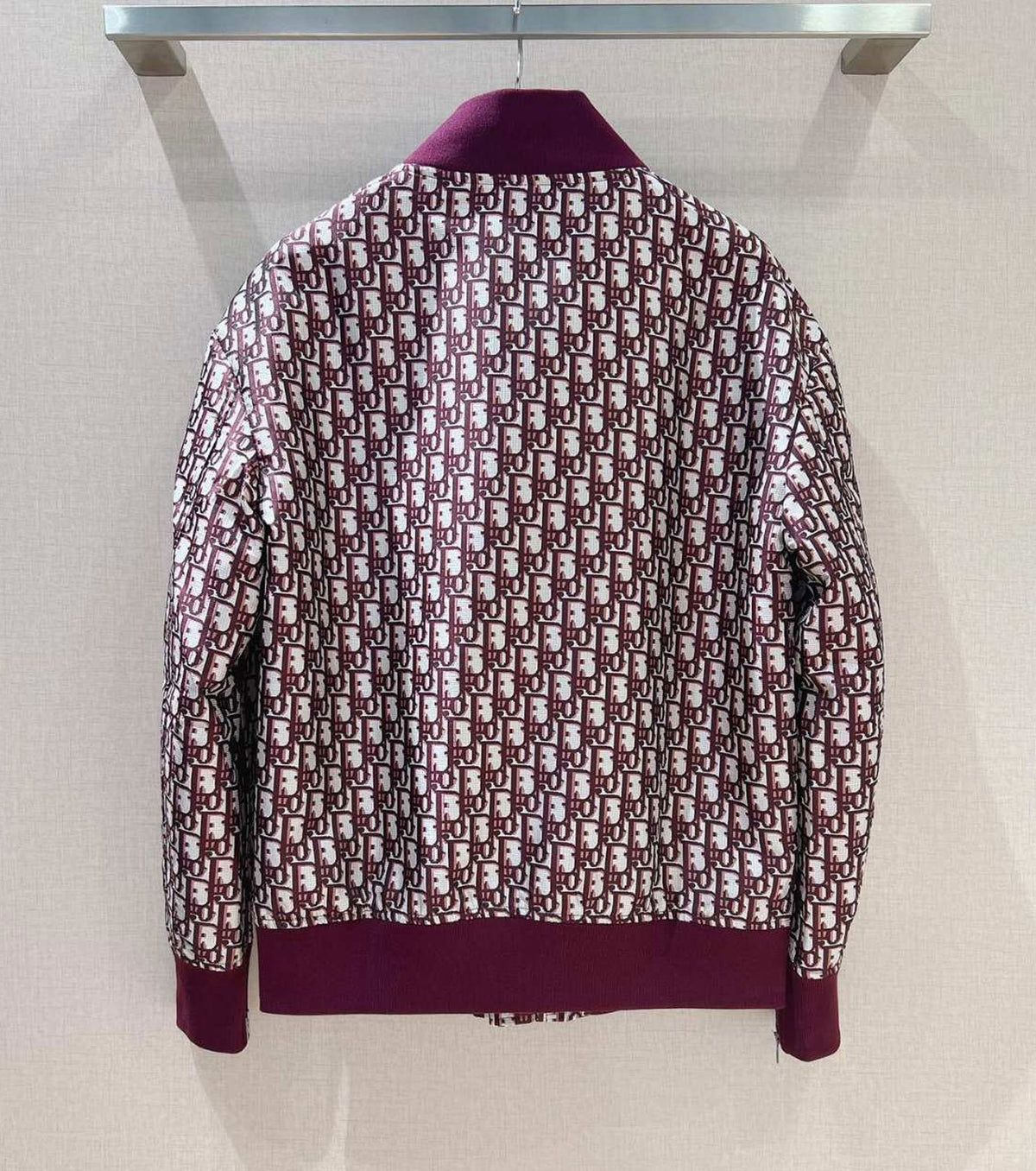 Дамско Преходно Яке