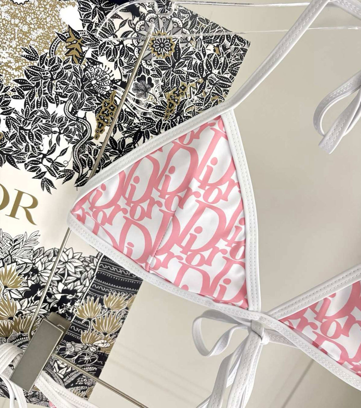 Бански от две части