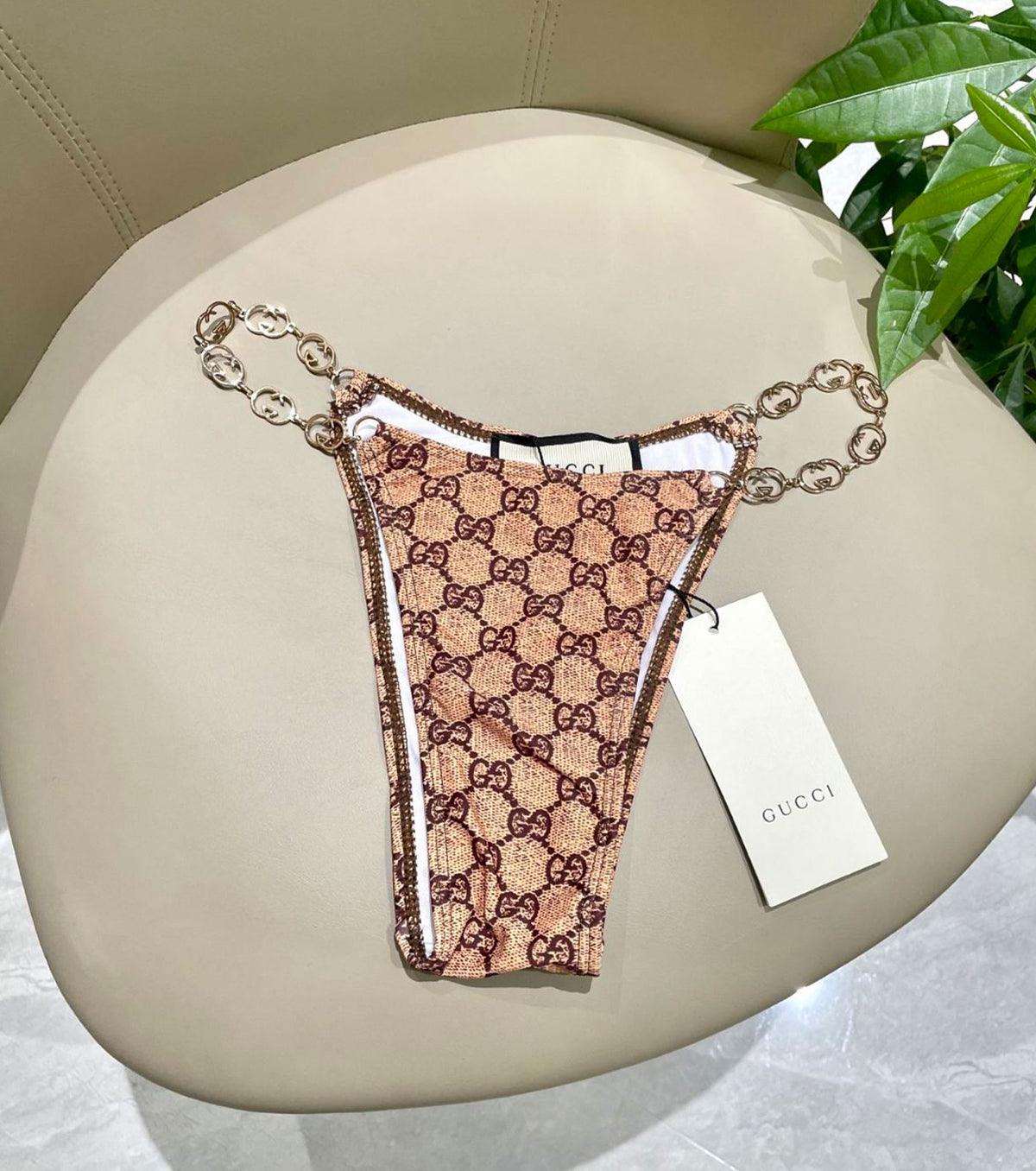 Бански от две части