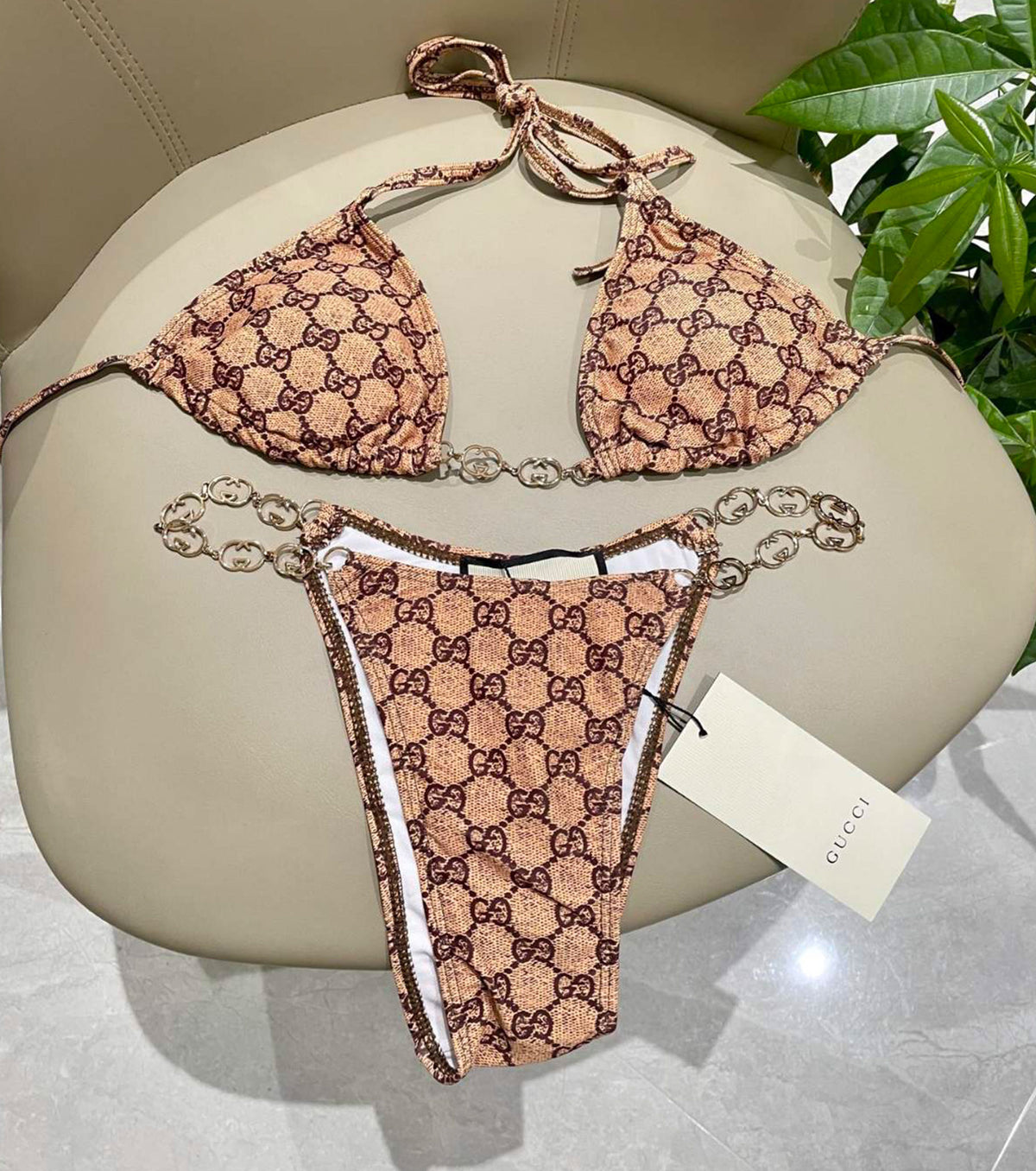 Бански от две части