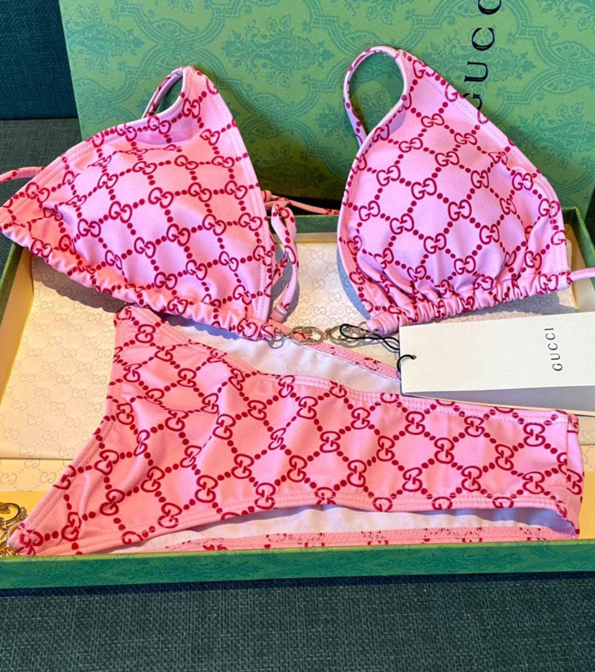 Бански от две части