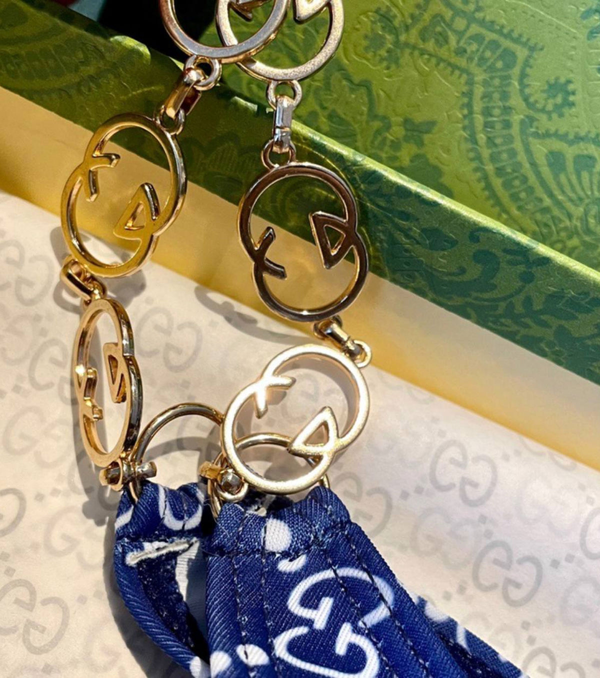 Бански от две части