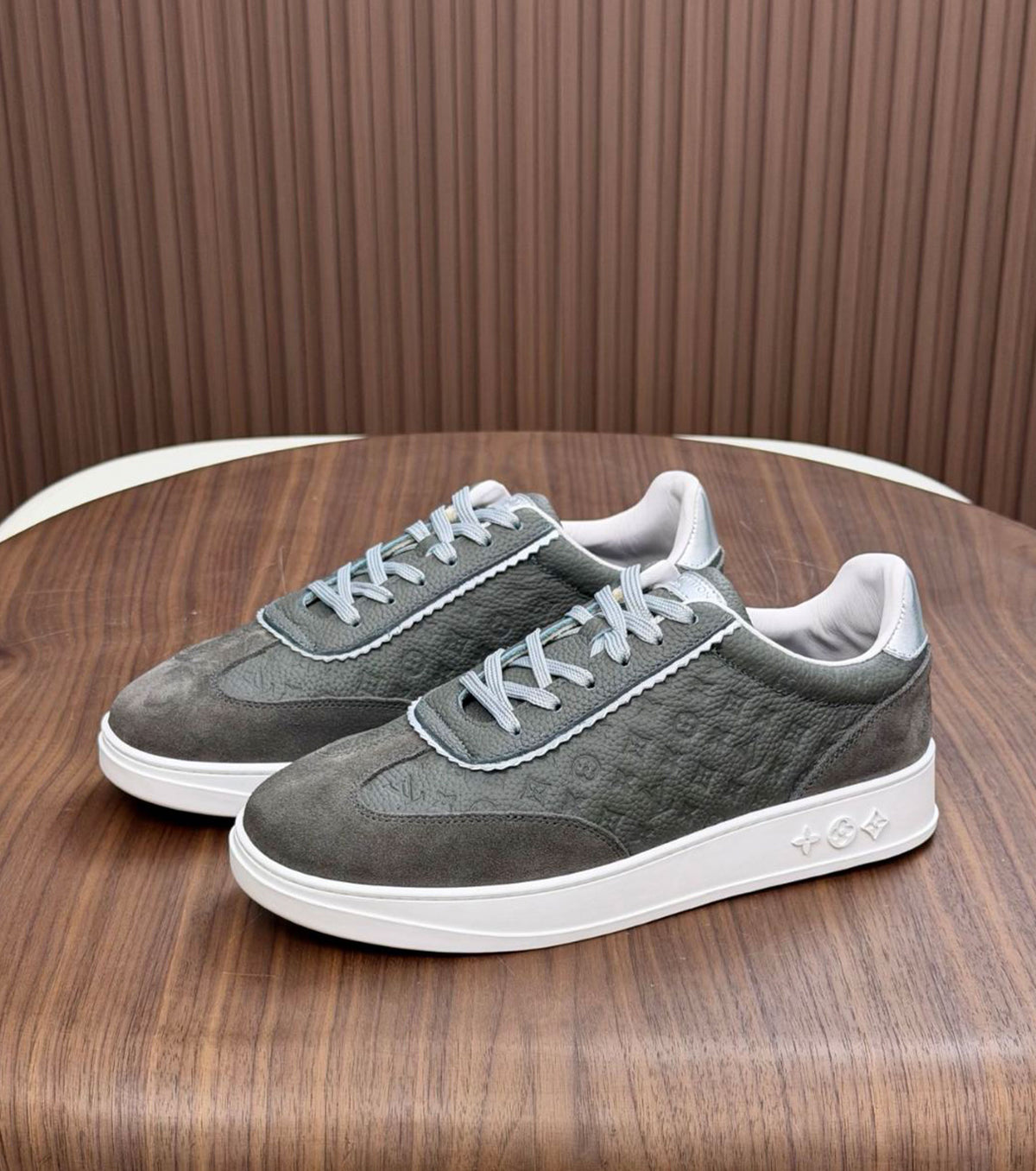 Кожени маратонки