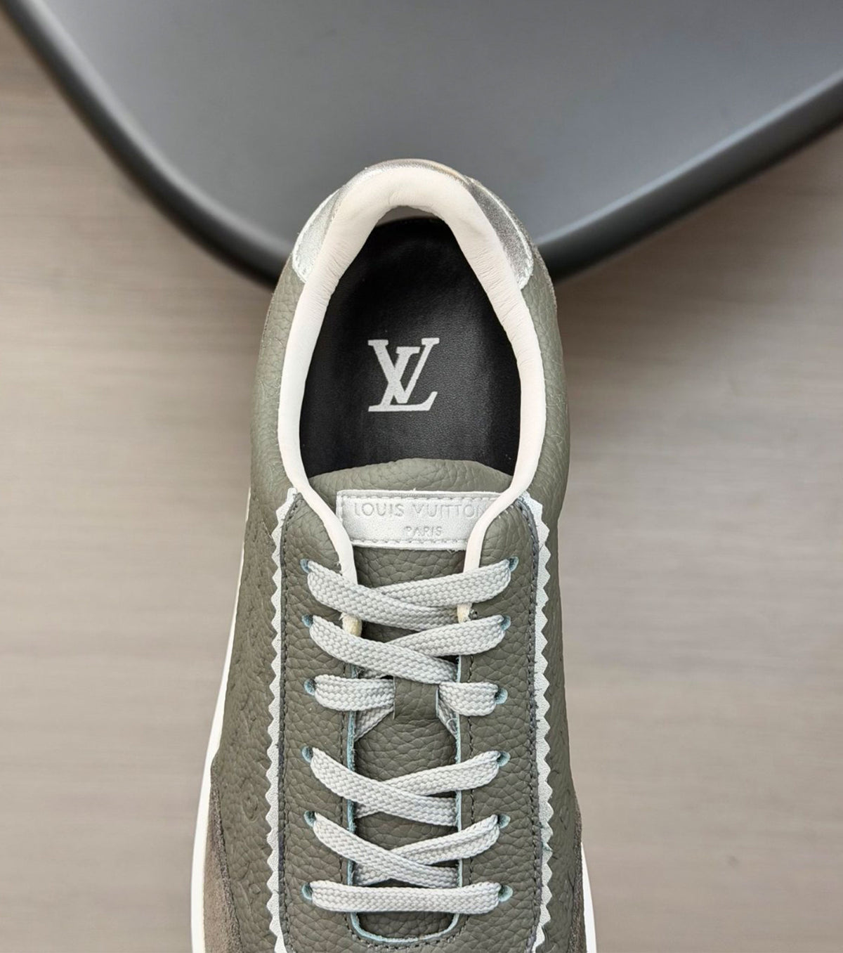 Кожени маратонки