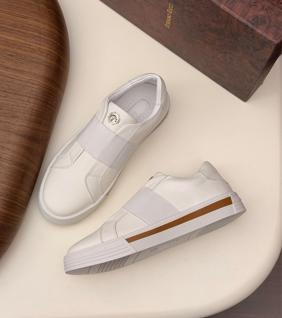 Кожени маратонки