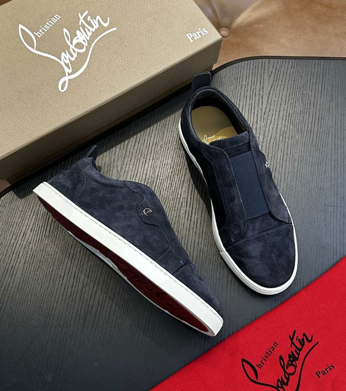 Leather sneakers