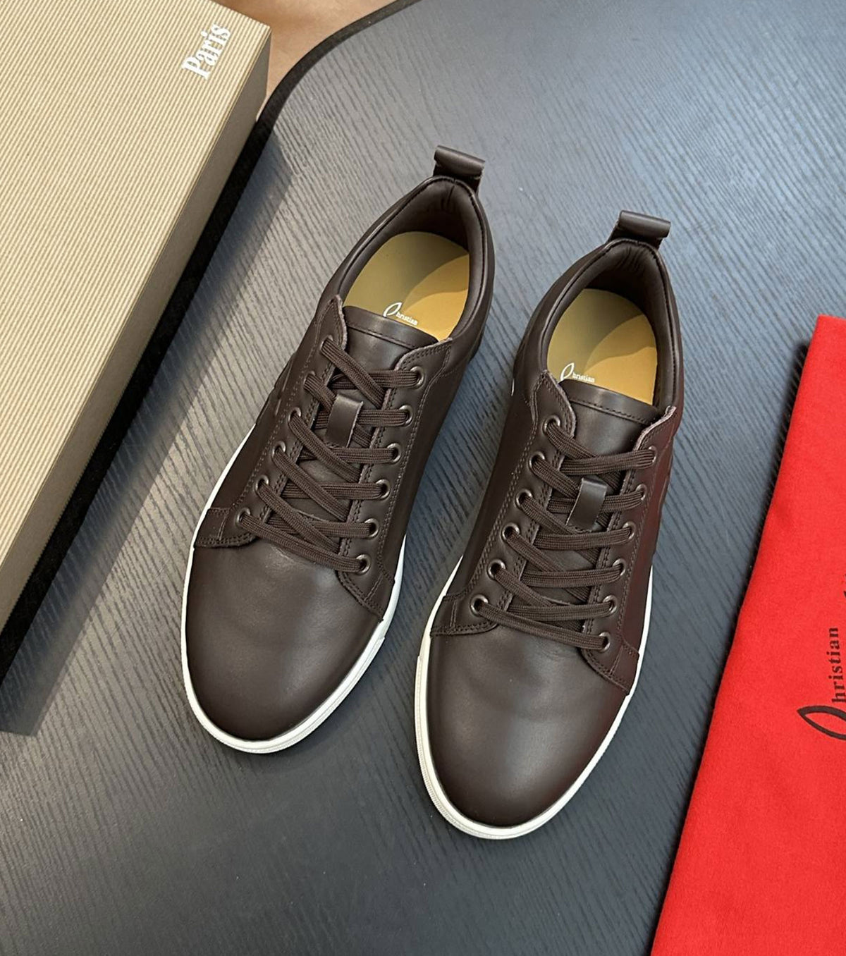 Leather sneakers