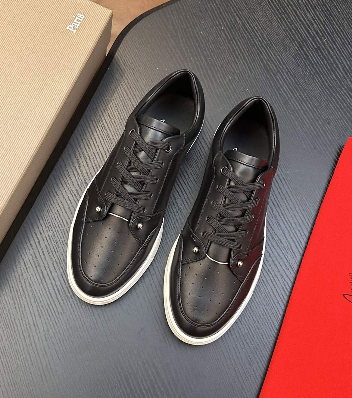 Leather sneakers