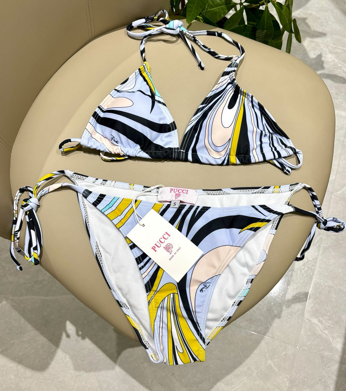 Бански от две части