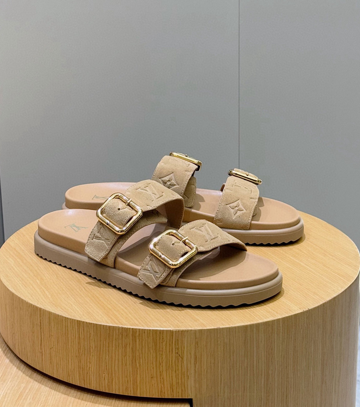 Venice Mule