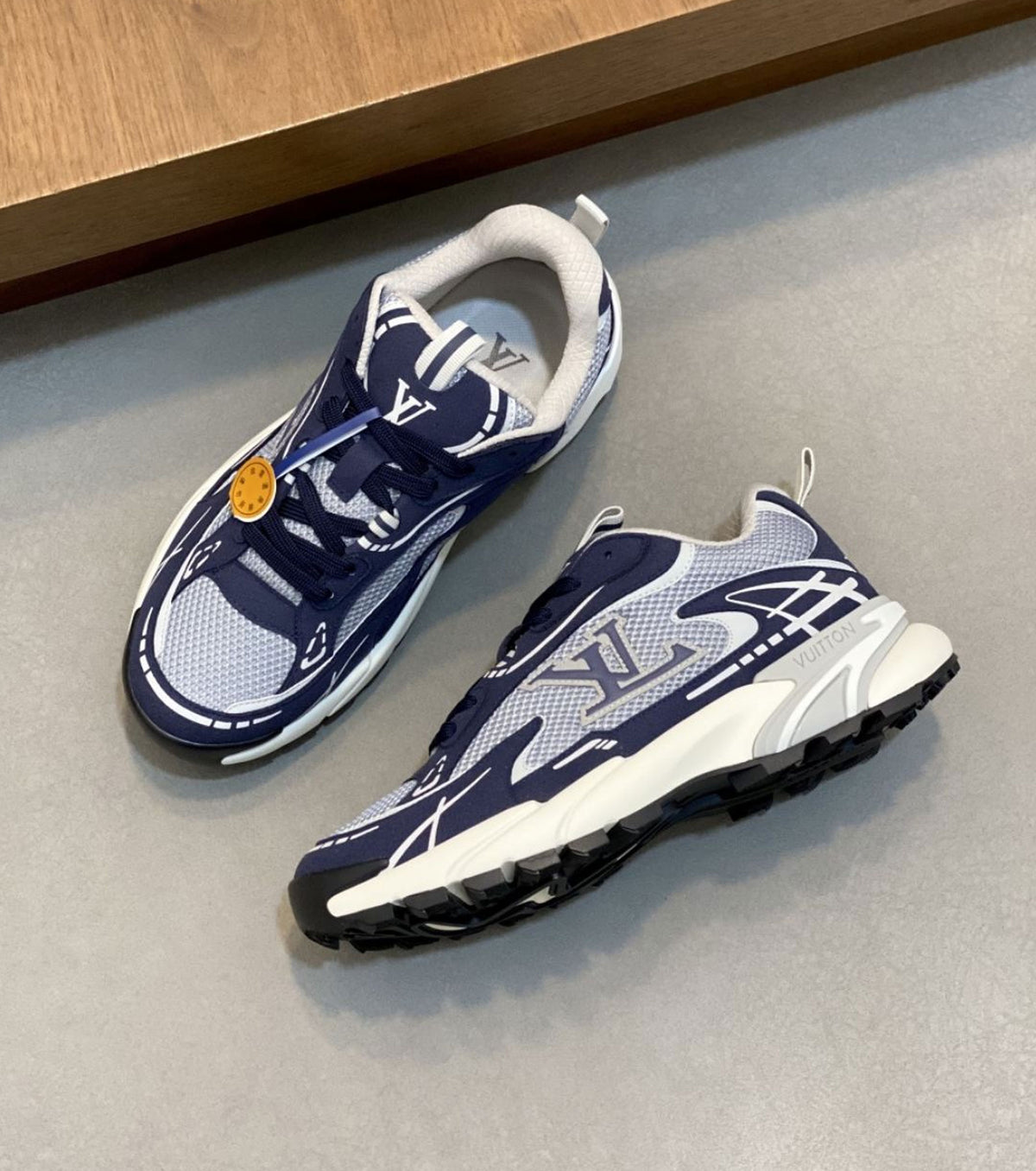 LV Runner Tatic Sneaker