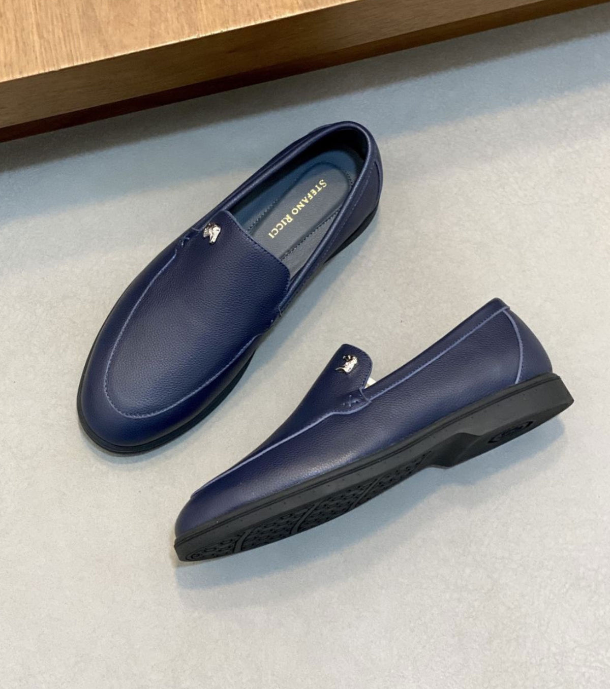 Leather loafer
