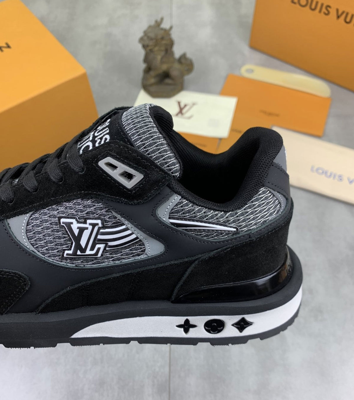 Men sneakers