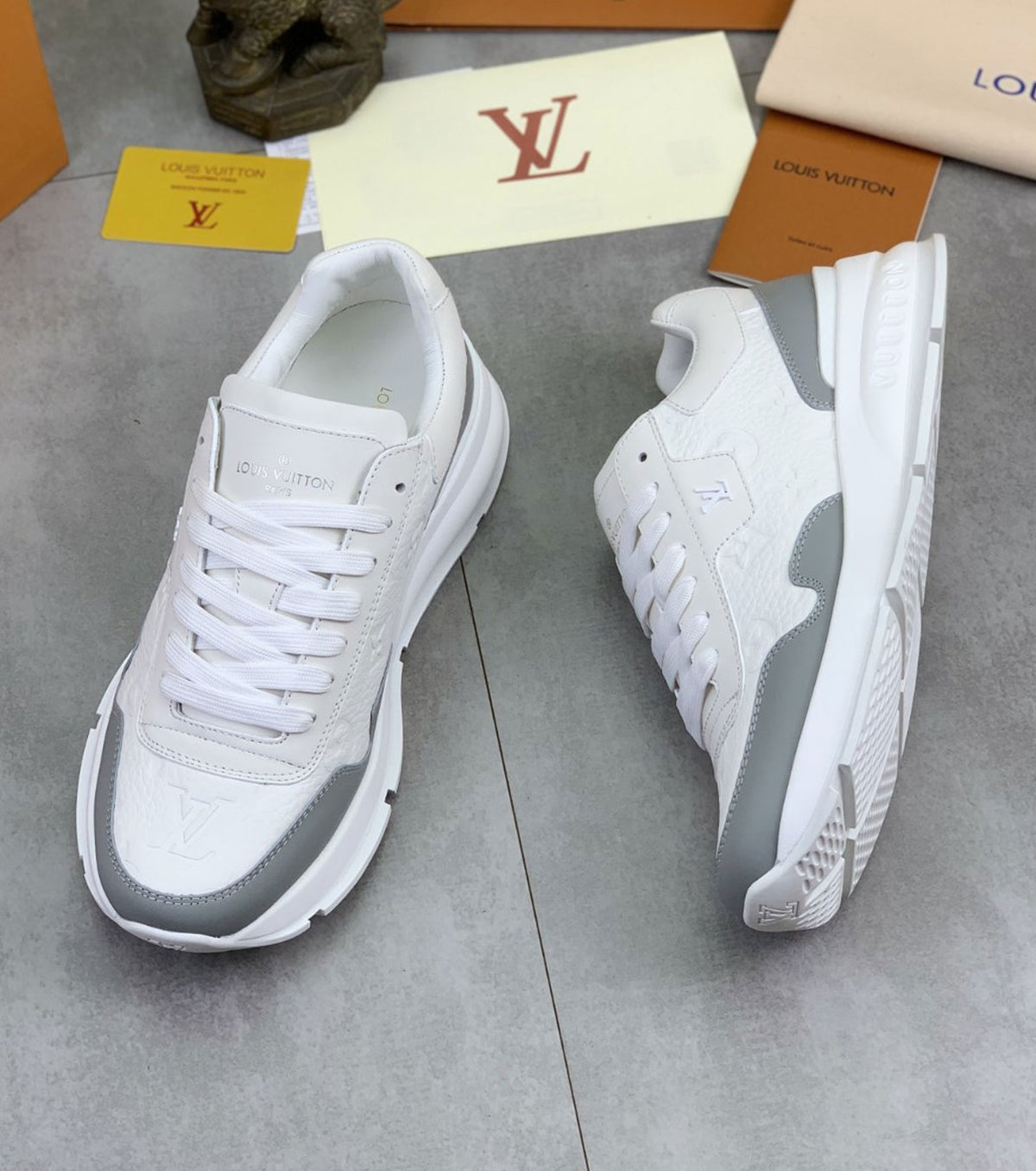 Men sneakers