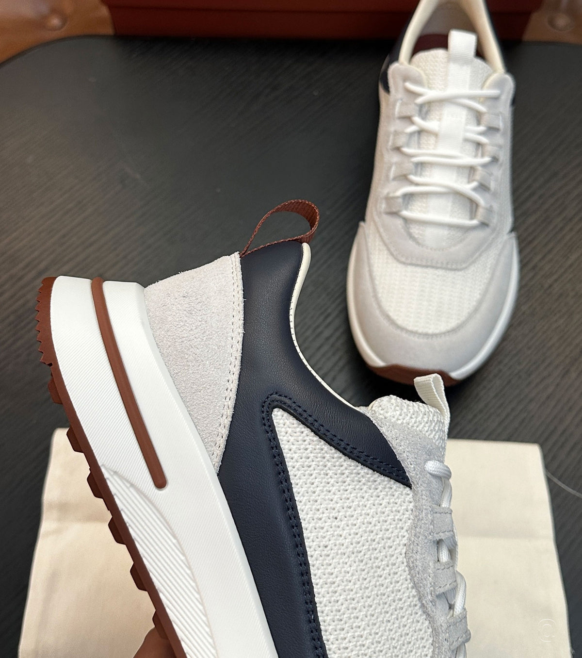 Sneaker