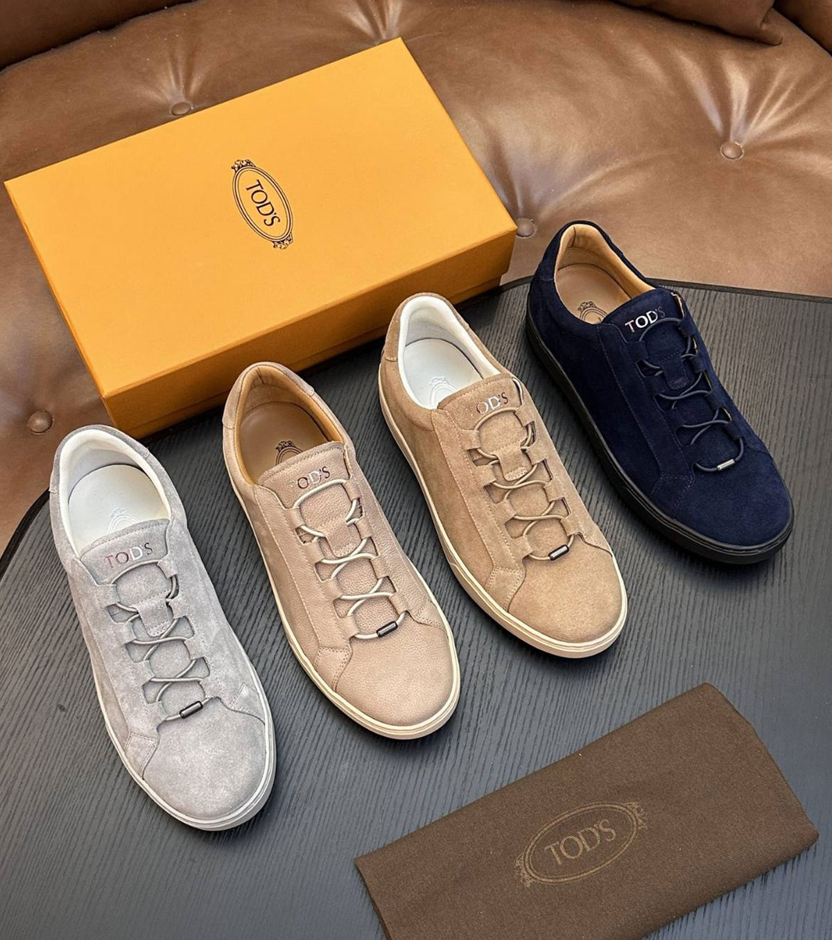 Leather sneakers