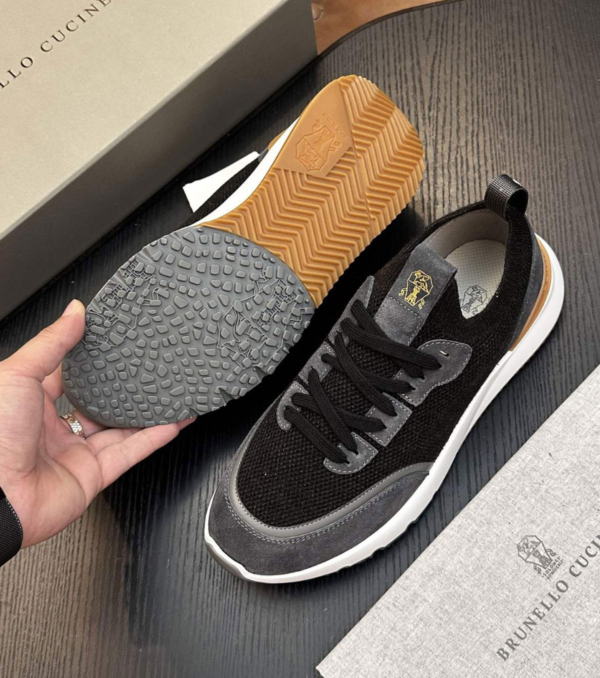 Men sneakers