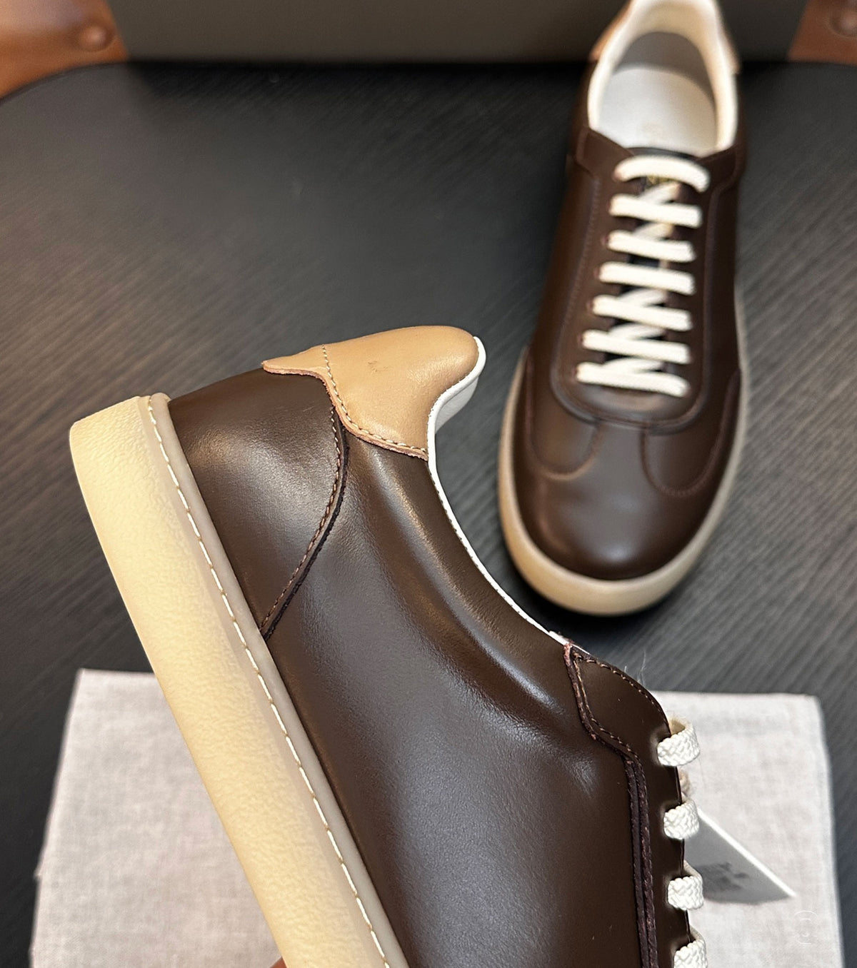 Leather sneakers