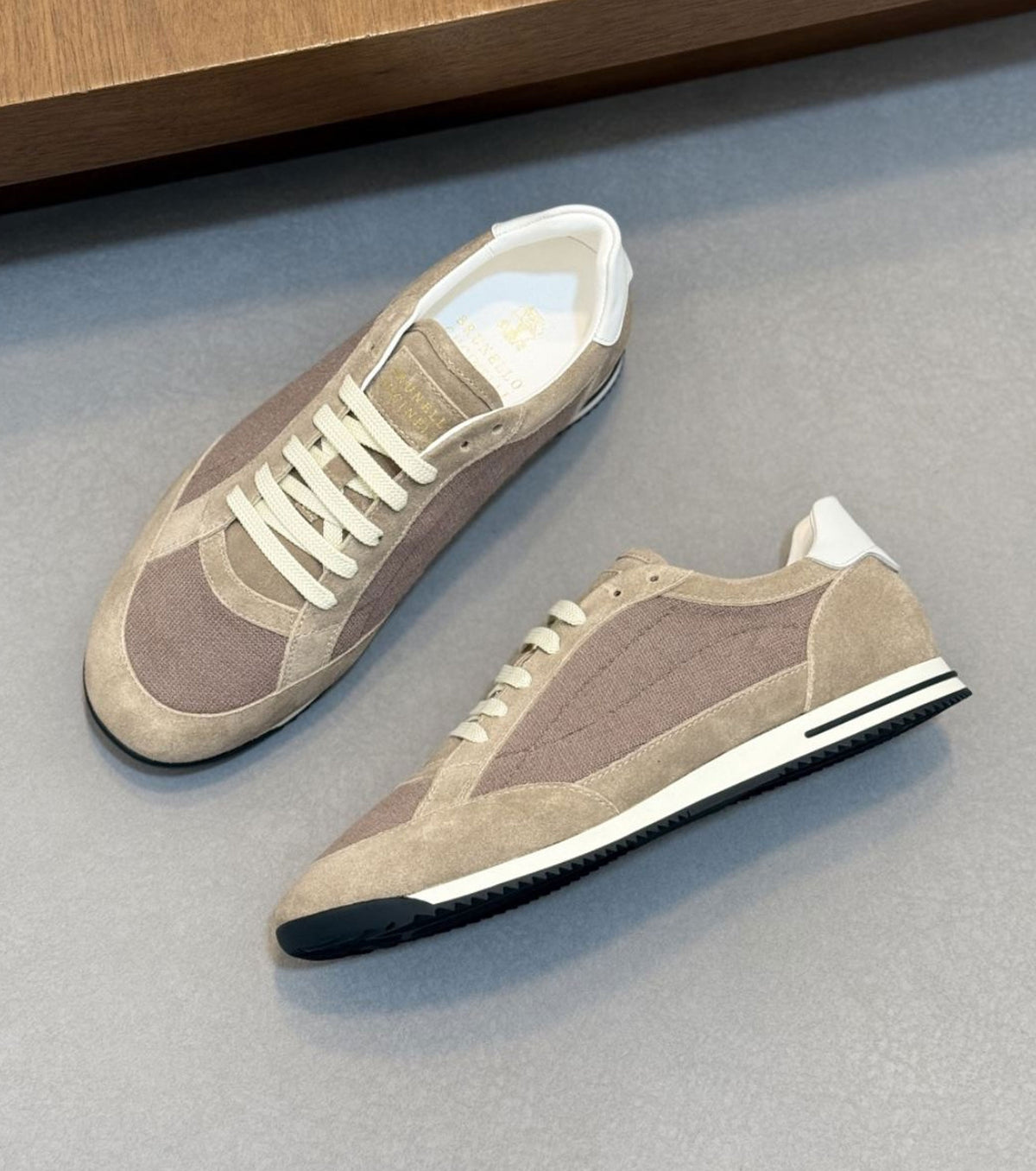 Men sneakers