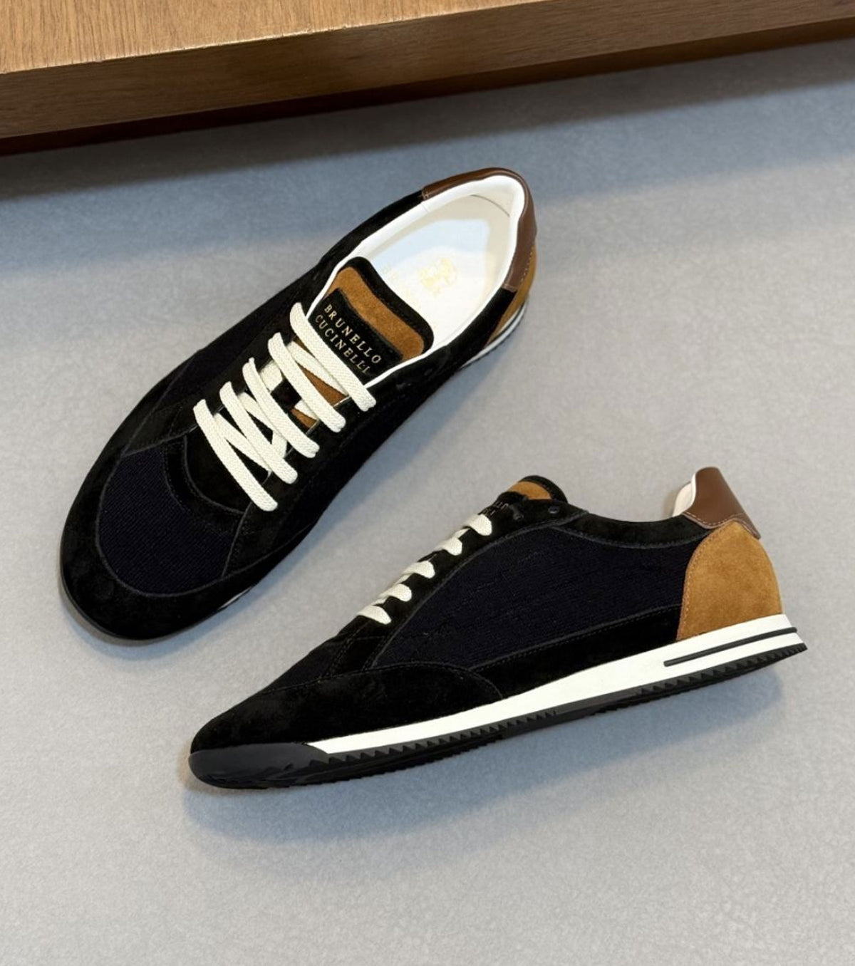 Men sneakers