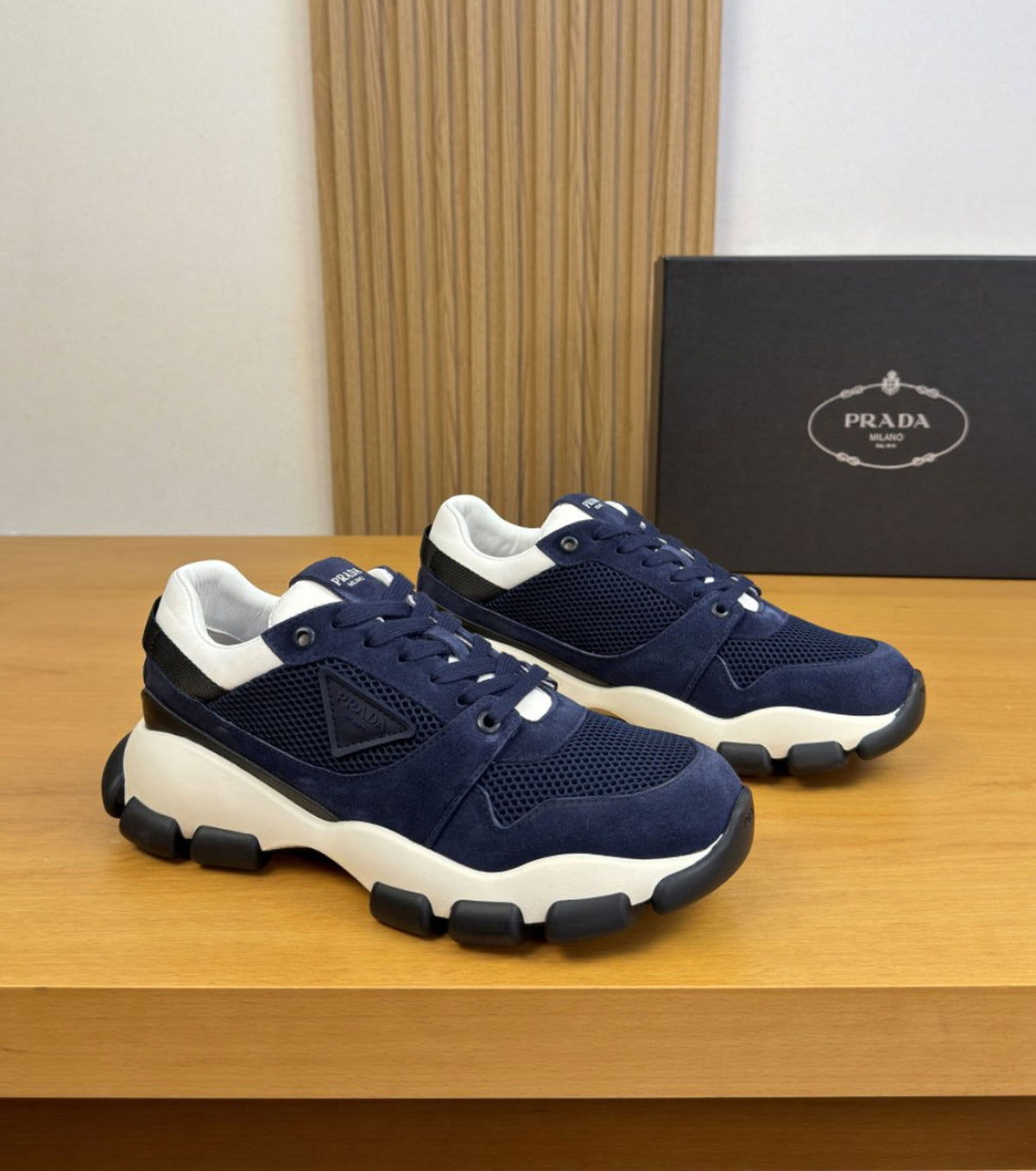 Men sneakers