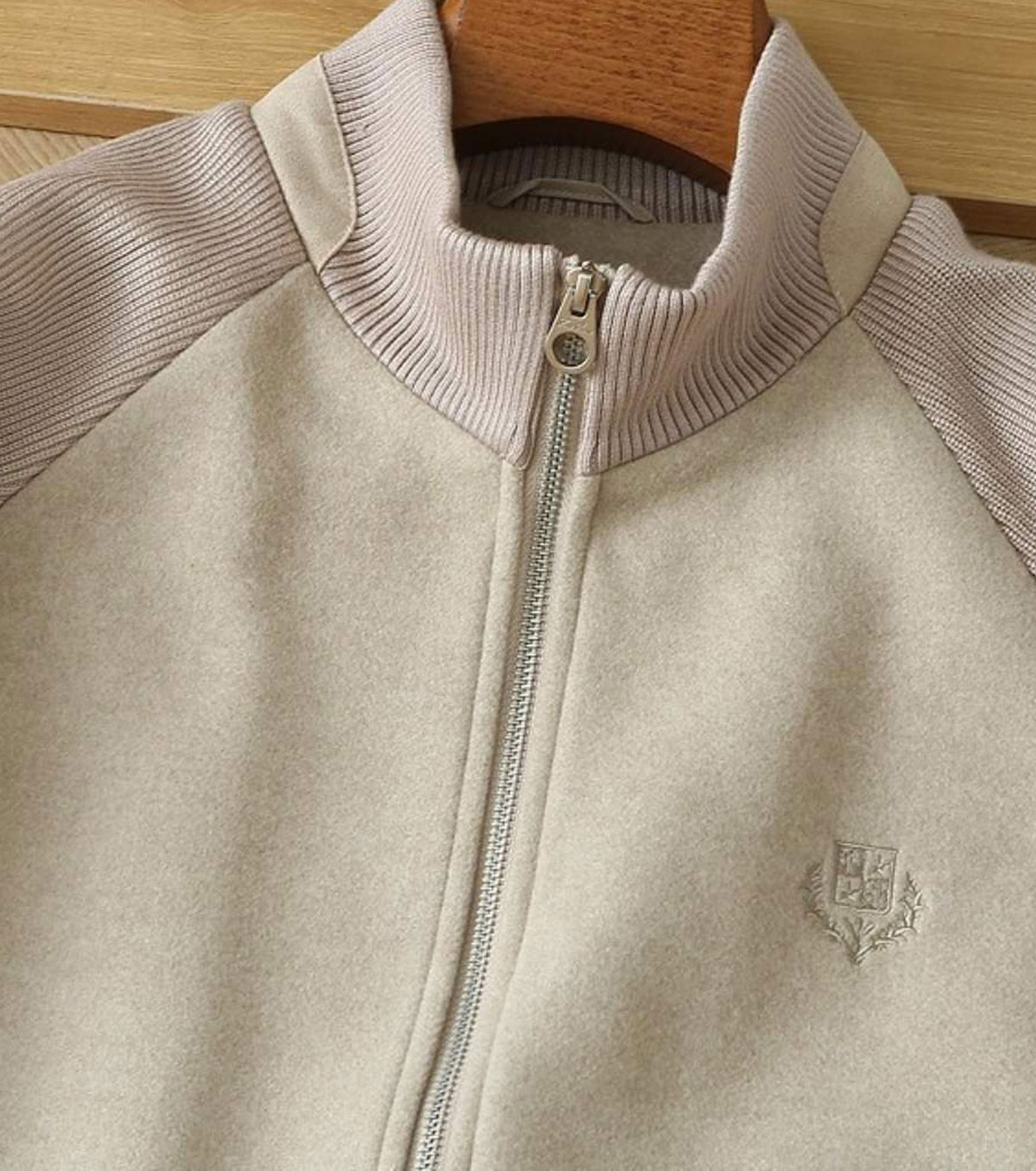 Мъжко Преходно Яке