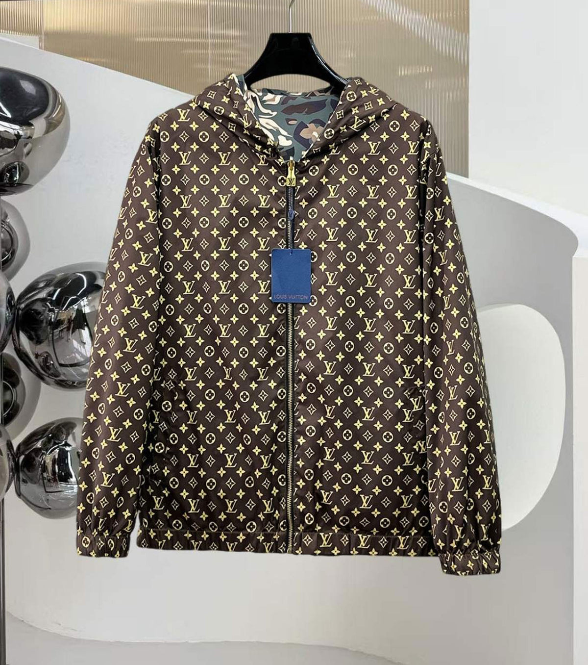 Reversible Light Jacket