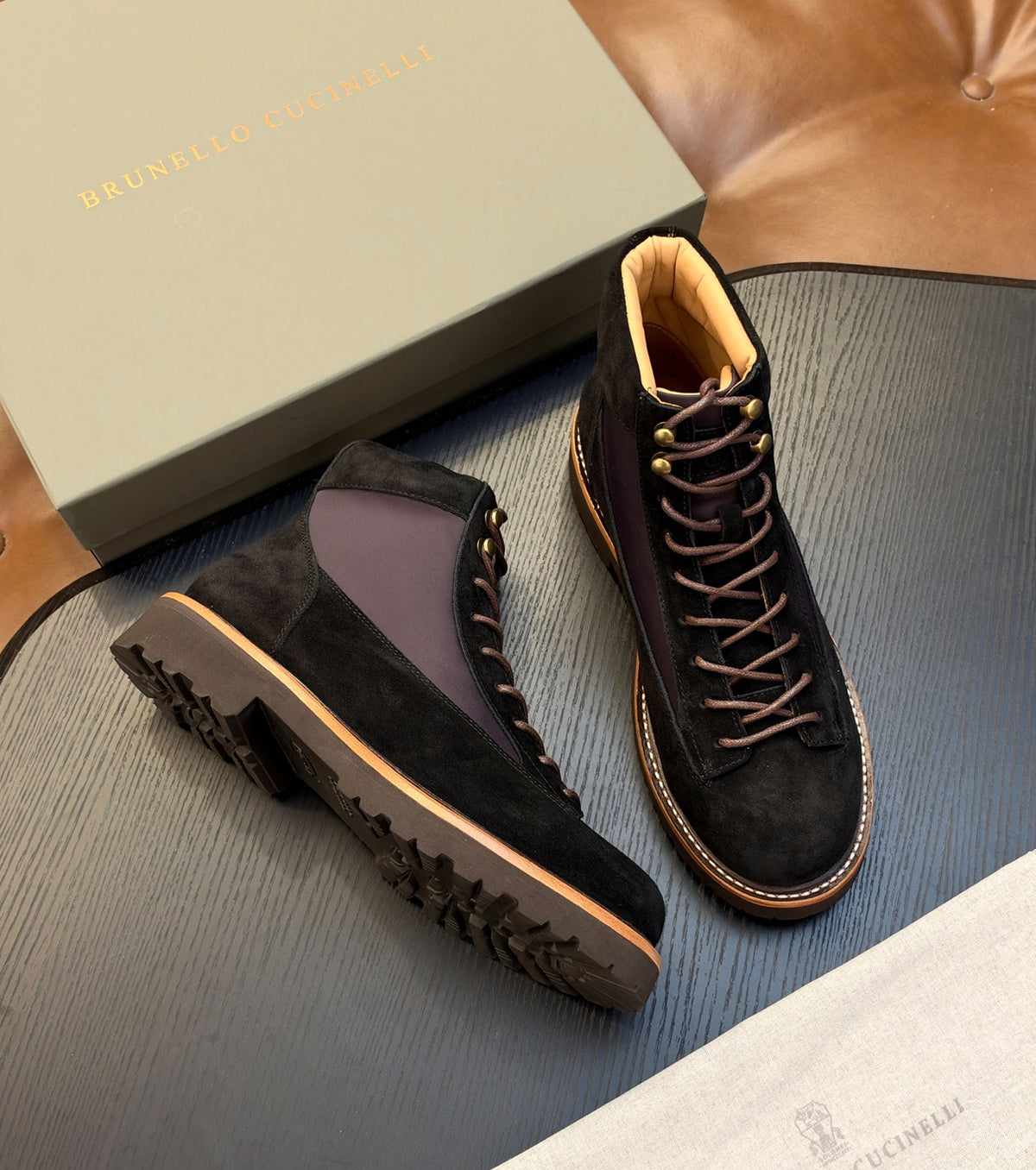 Suede urban outdoor boots