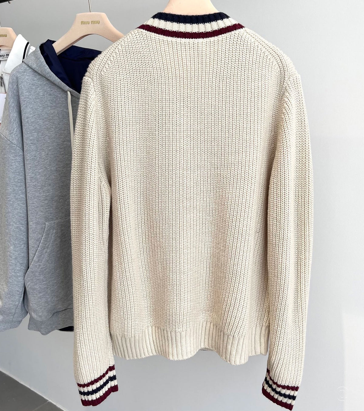 Women cardigan