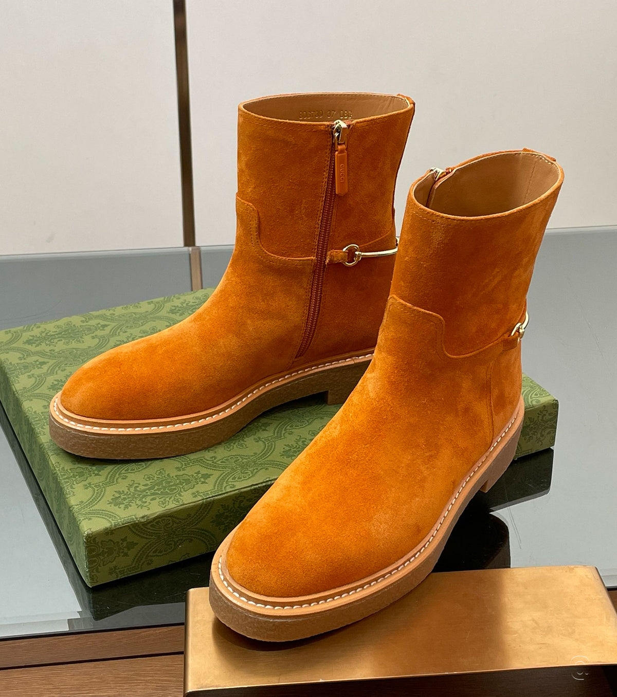 Slim Horsebit ankle boot