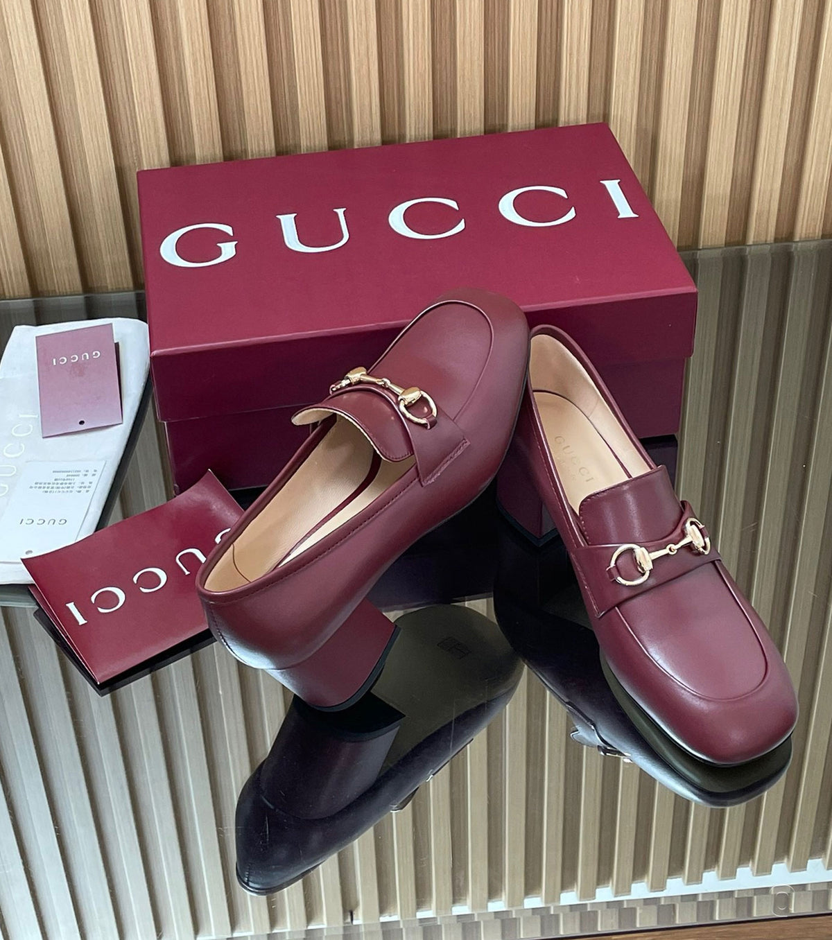 Women's loafer pump with Horsebit