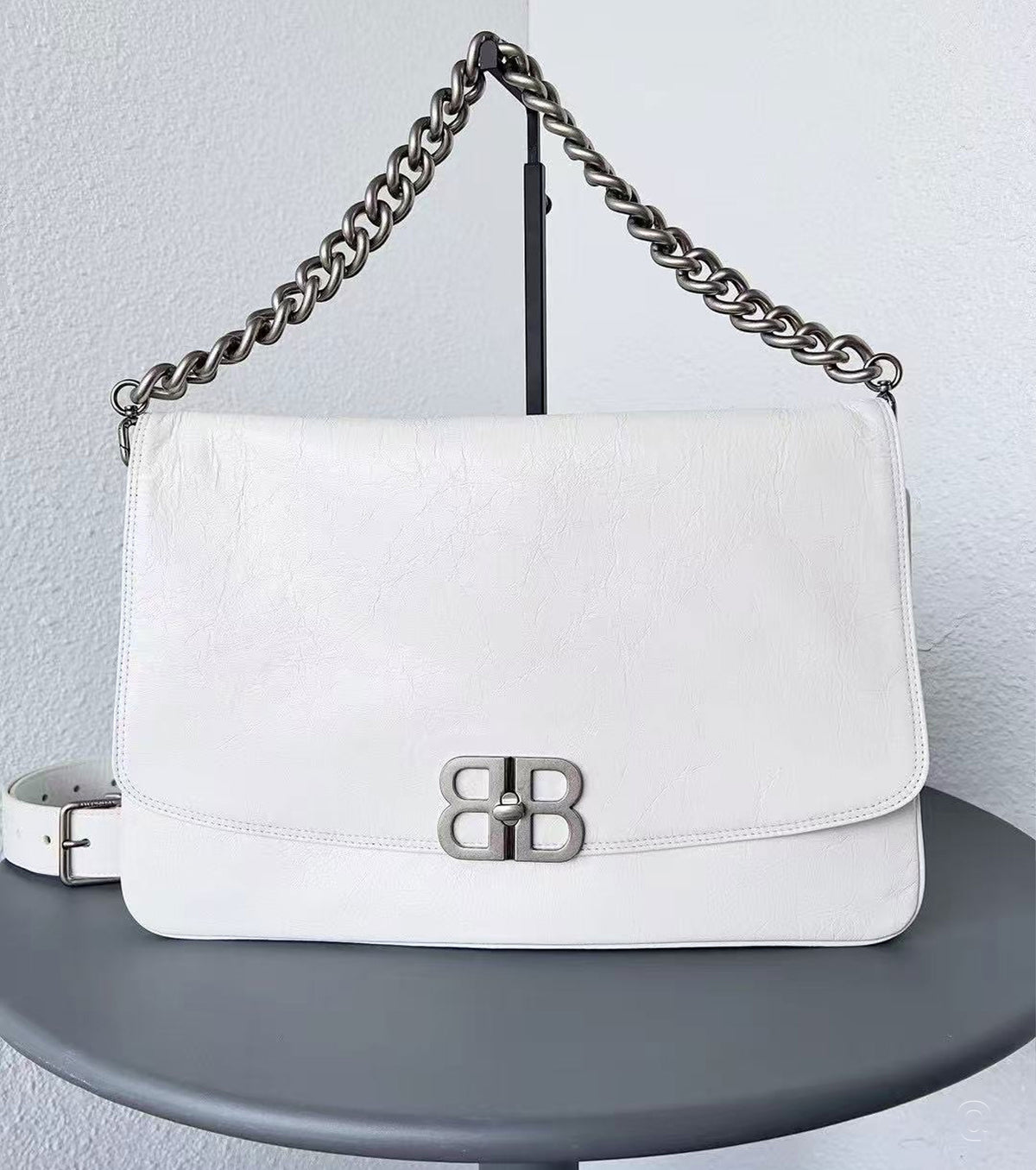BB Soft Medium Flap leather shoulder bag