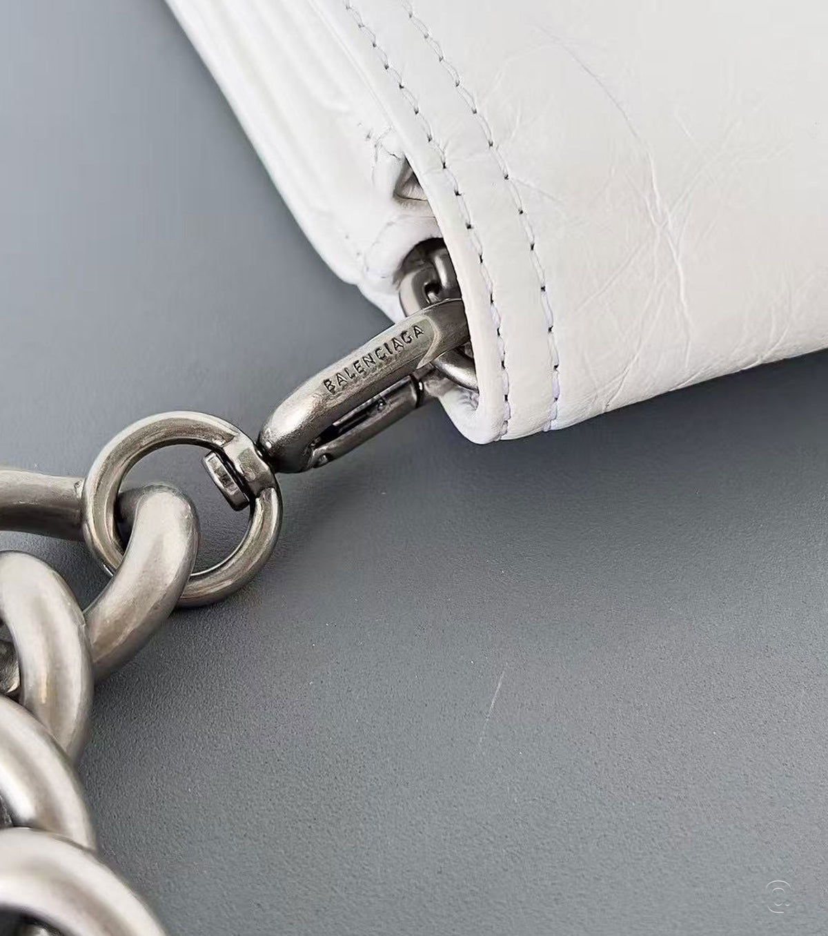 BB Soft Medium Flap leather shoulder bag