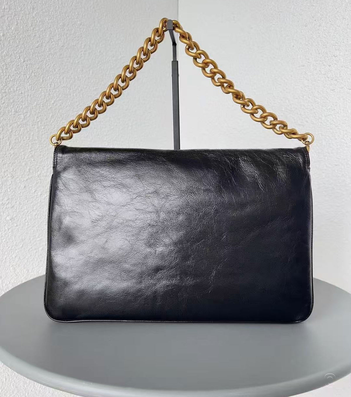 BB Soft Medium Flap leather shoulder bag